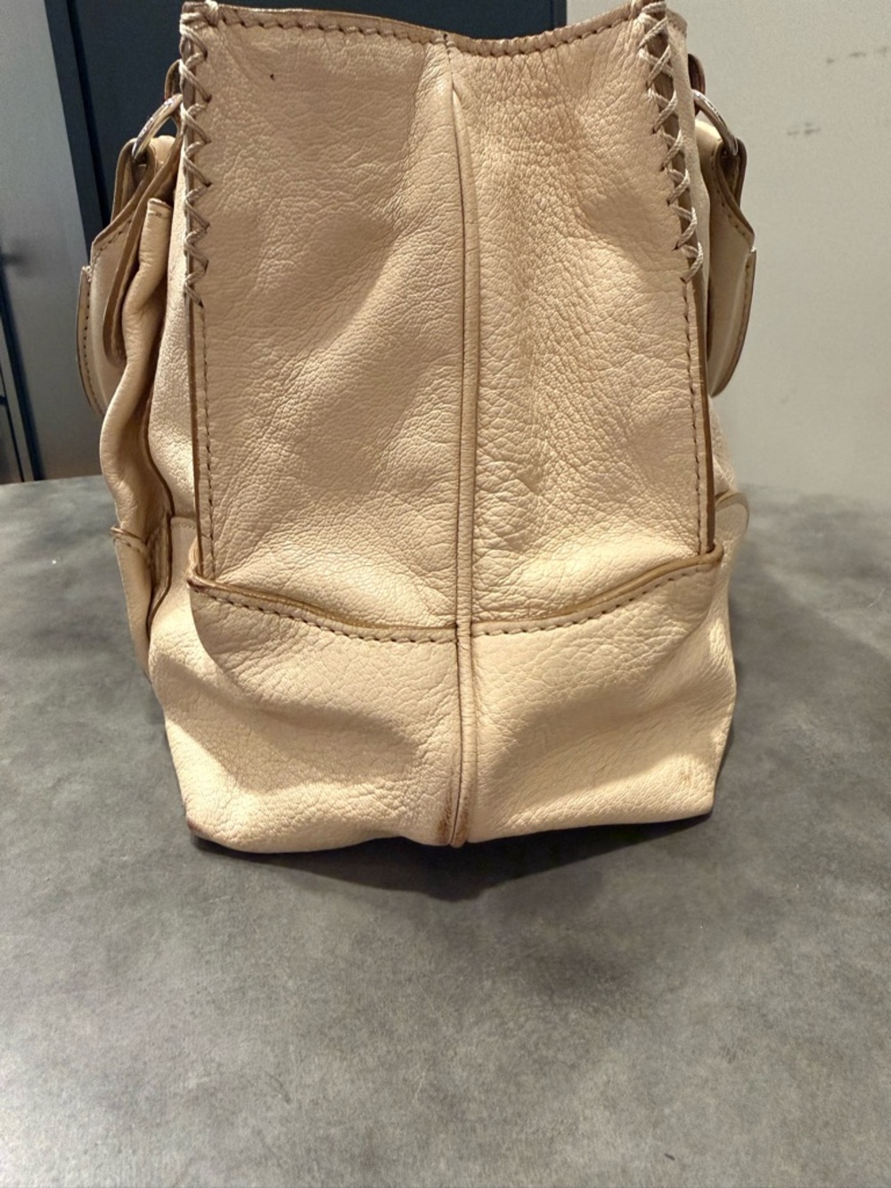 Celine Cream Leather Boogie Bag with Silver Celine Horse & Buggy Charm - Picture 5 of 12